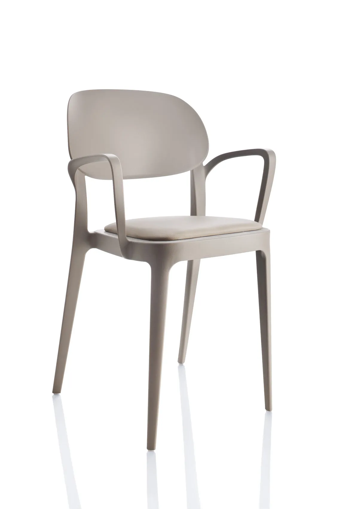 AMY ARMCHAIR