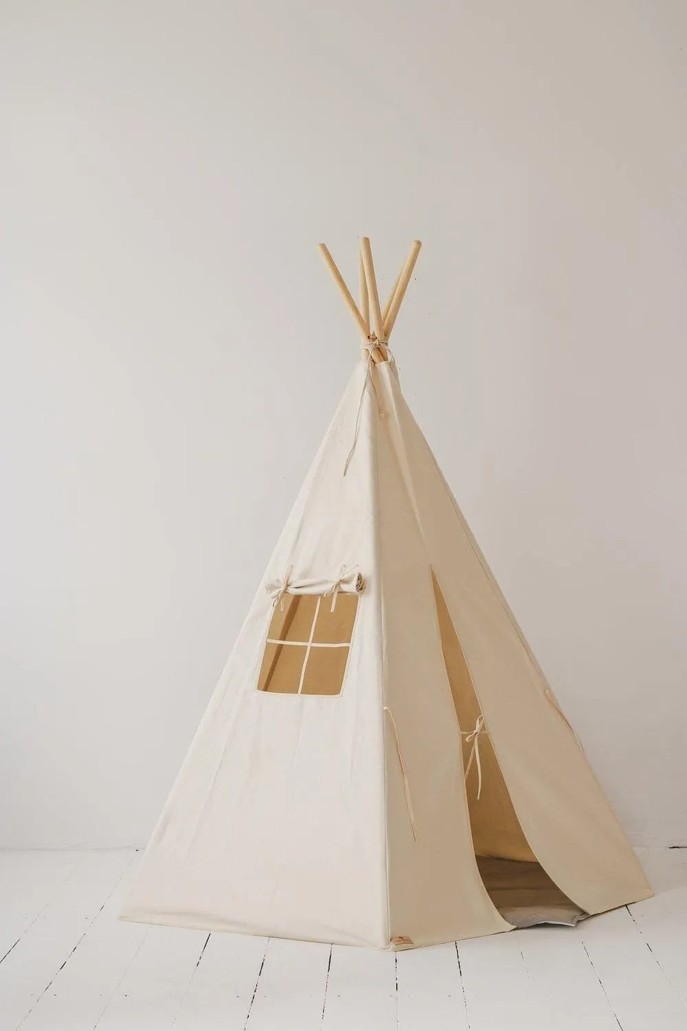 Beige Teepee and Grey Linen Round Mat Set