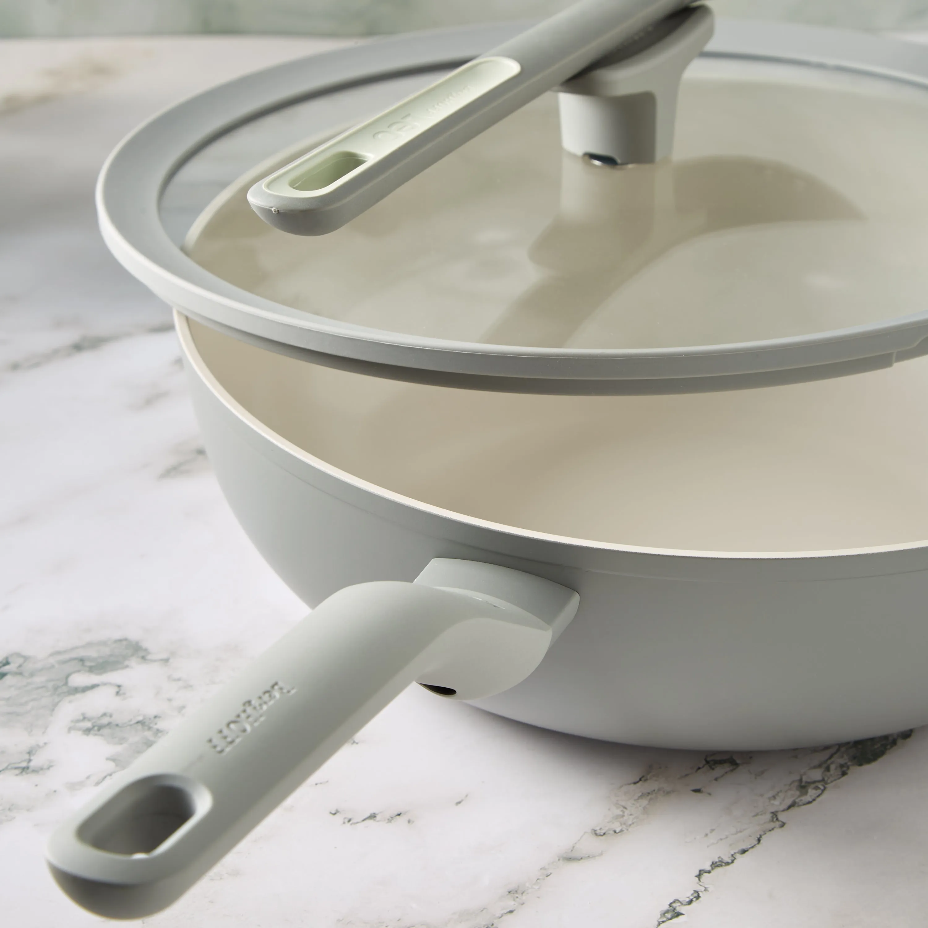 BergHOFF Balance Nonstick Ceramic Wok Pan 11", 4.4qt. With Glass Lid, Recycled Aluminum, Moonmist