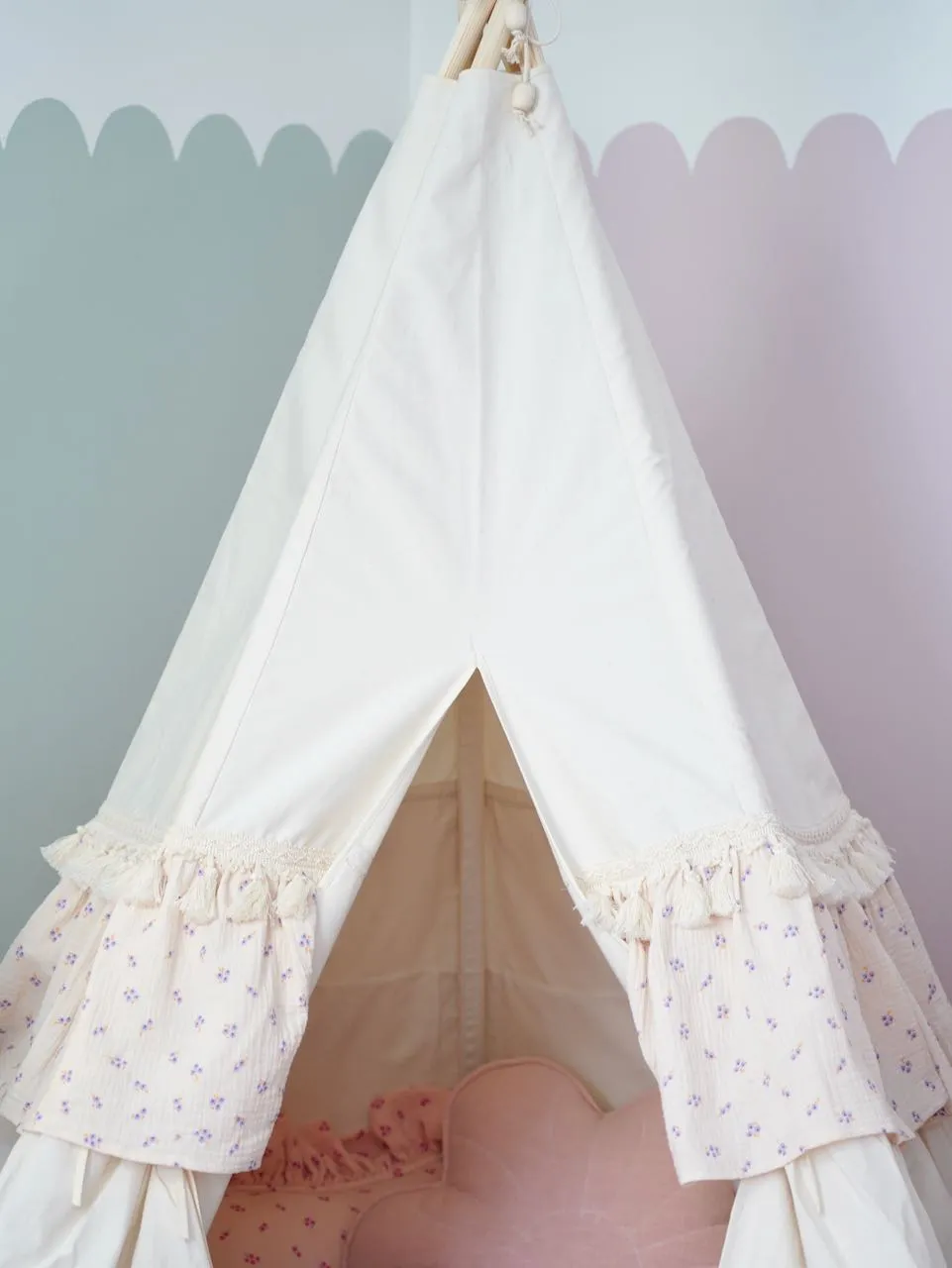 Forget-me-not - Teepee Tent With Frills And Light Pink Lily Flower Mat Set