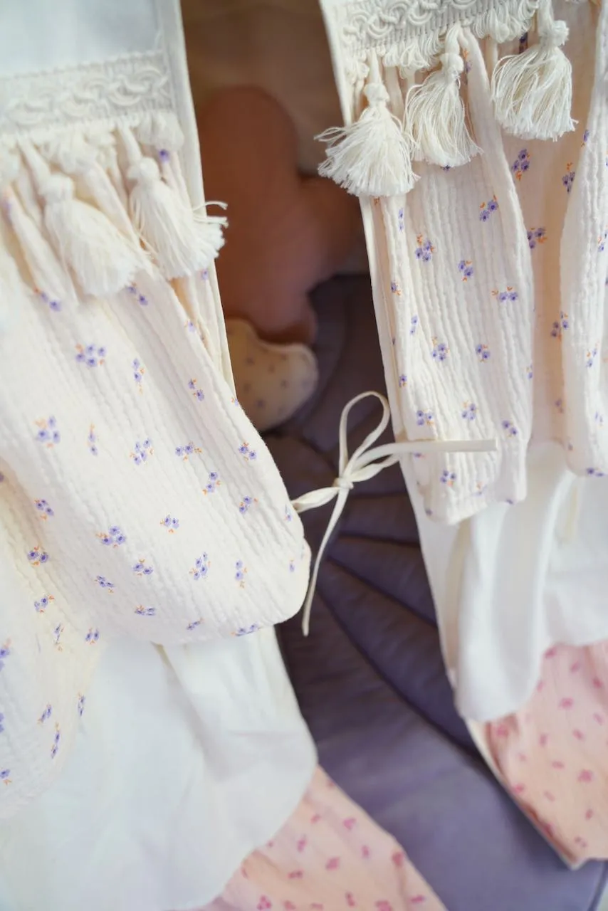 Forget-me-not - Teepee Tent With Frills And Light Pink Lily Flower Mat Set
