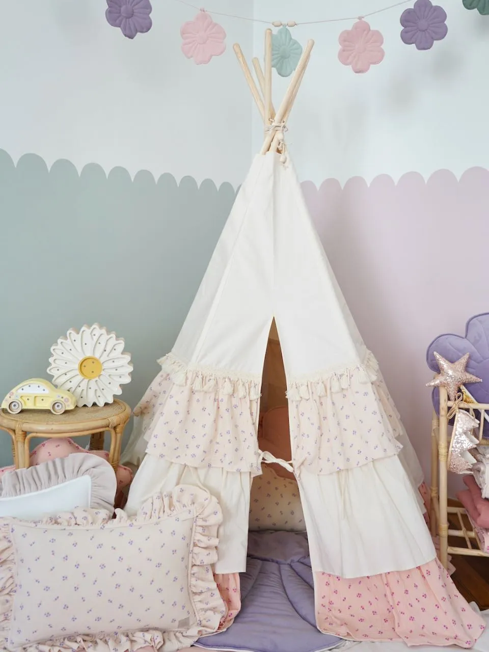 Forget-me-not - Teepee Tent With Frills And Light Pink Lily Flower Mat Set