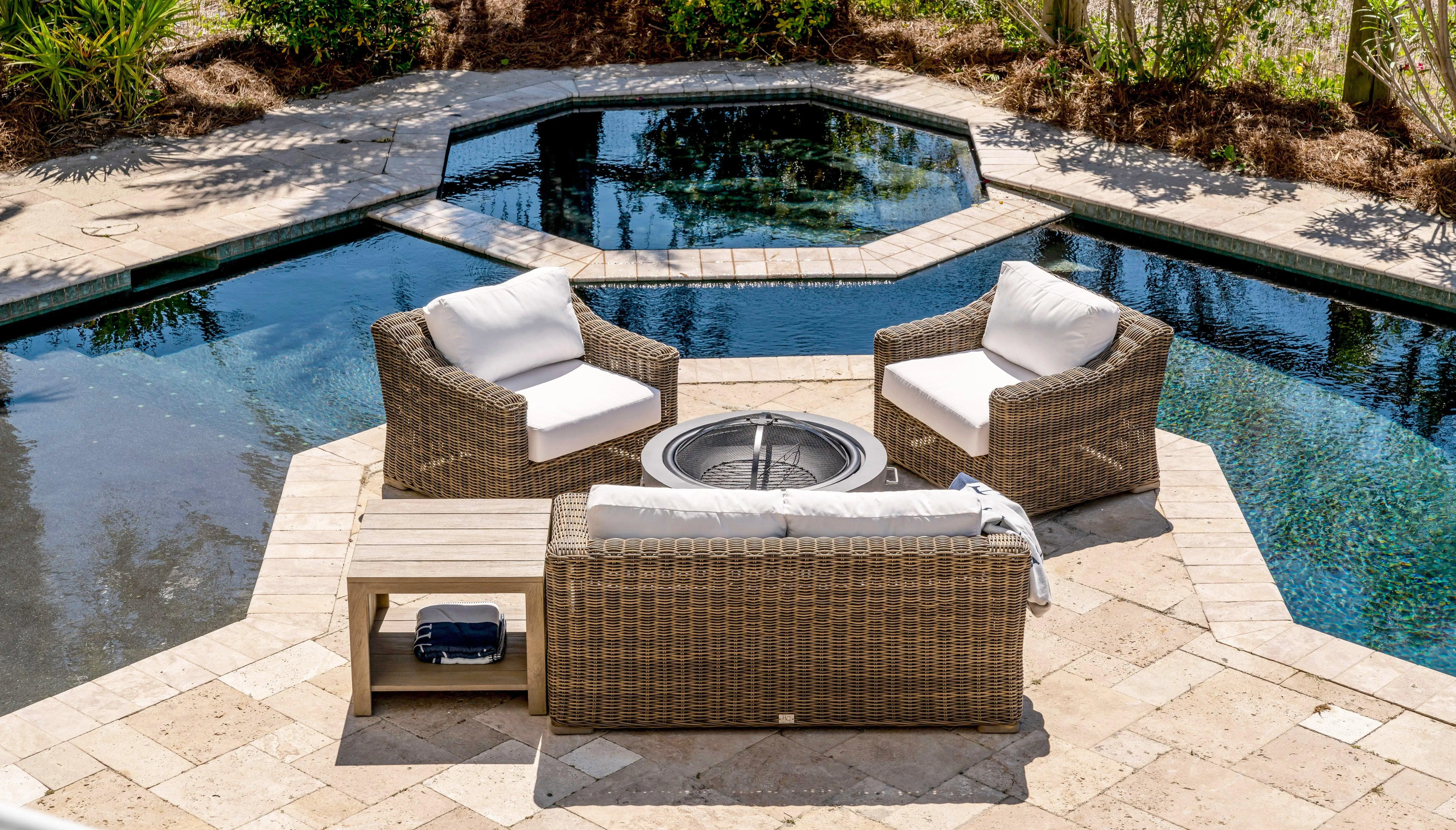 Newport Outdoor Club Chair