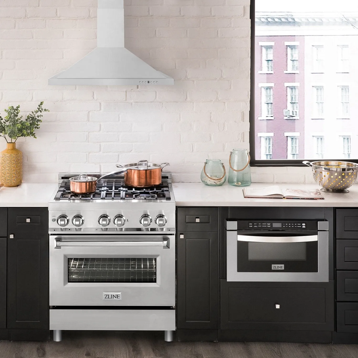 ZLINE 30" Kitchen Package with Stainless Steel Dual Fuel Range and Convertible Vent Range Hood